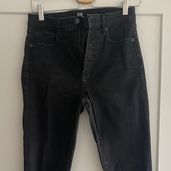 Gap | Black High Rise True Skinny Jeans - Picture 2 of 3